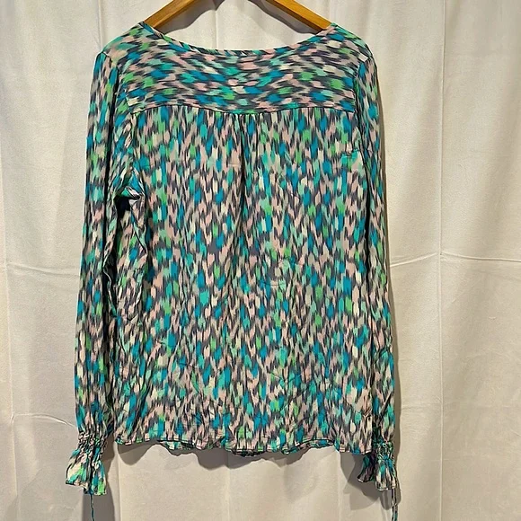 Tori Richard Beautiful 100% Silk Blouse Shirt Top **Size 12** - Picture 2 of 5